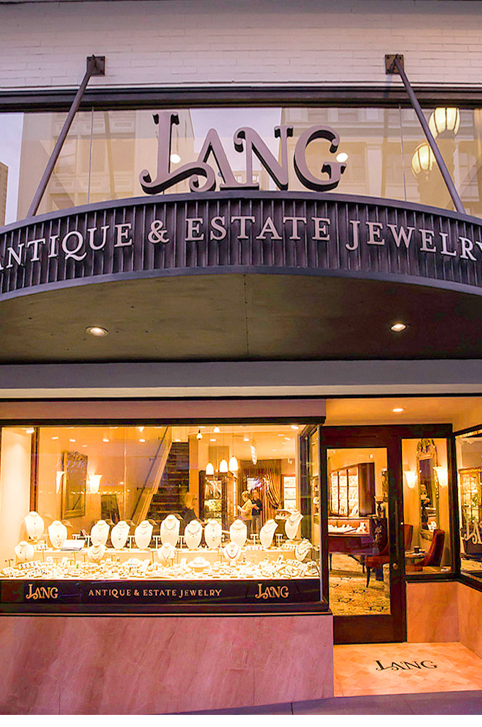 the storefront of Lang Antique & Estate Jewelry